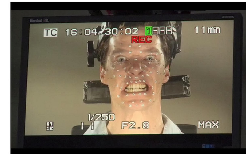 Illustration for article titled Benedict Cumberbatch looked totally insane doing motion-capture work for The Hobbit Â